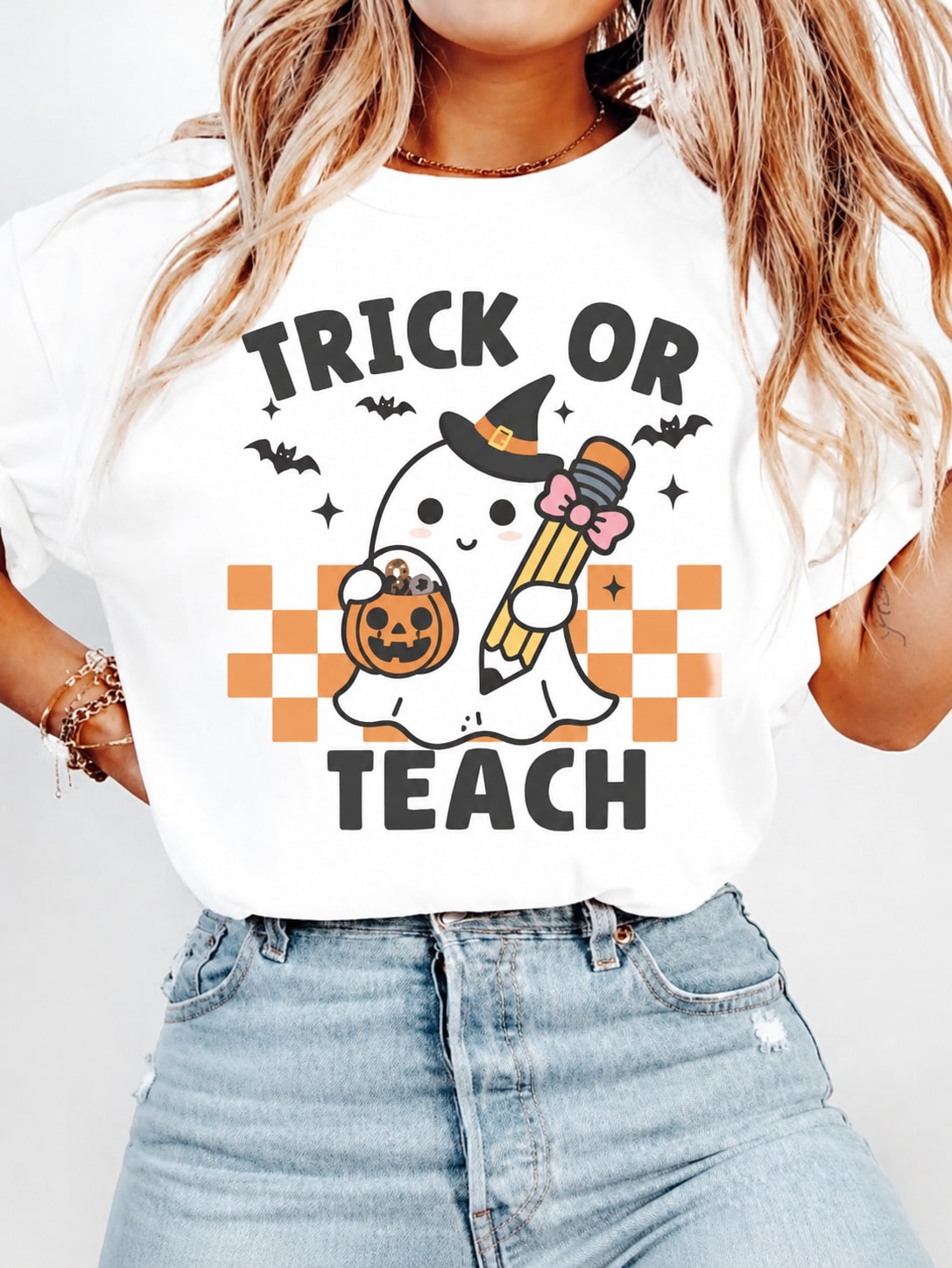 Women's T-Shirts Teacher Halloween Shirt, Halloween Teacher Shirt, Trick Or Teach Shirt, Spooky Teacher T-Shirt, Retro Ghost Shirt, Halloween Gift