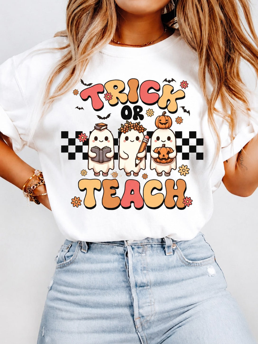 Women's T-Shirts Teacher Halloween Shirt, Halloween Teacher Shirt, Trick Or Teach Shirt, Spooky Teacher T-Shirt, Retro Ghost Shirt, Halloween Gift