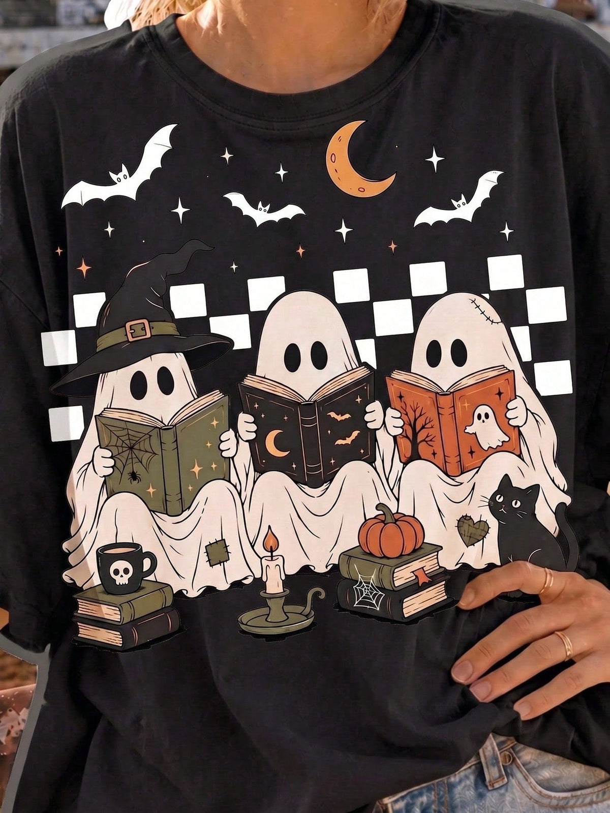Halloween Ghost Reading Short-Sleeve Crew Neck Shirt