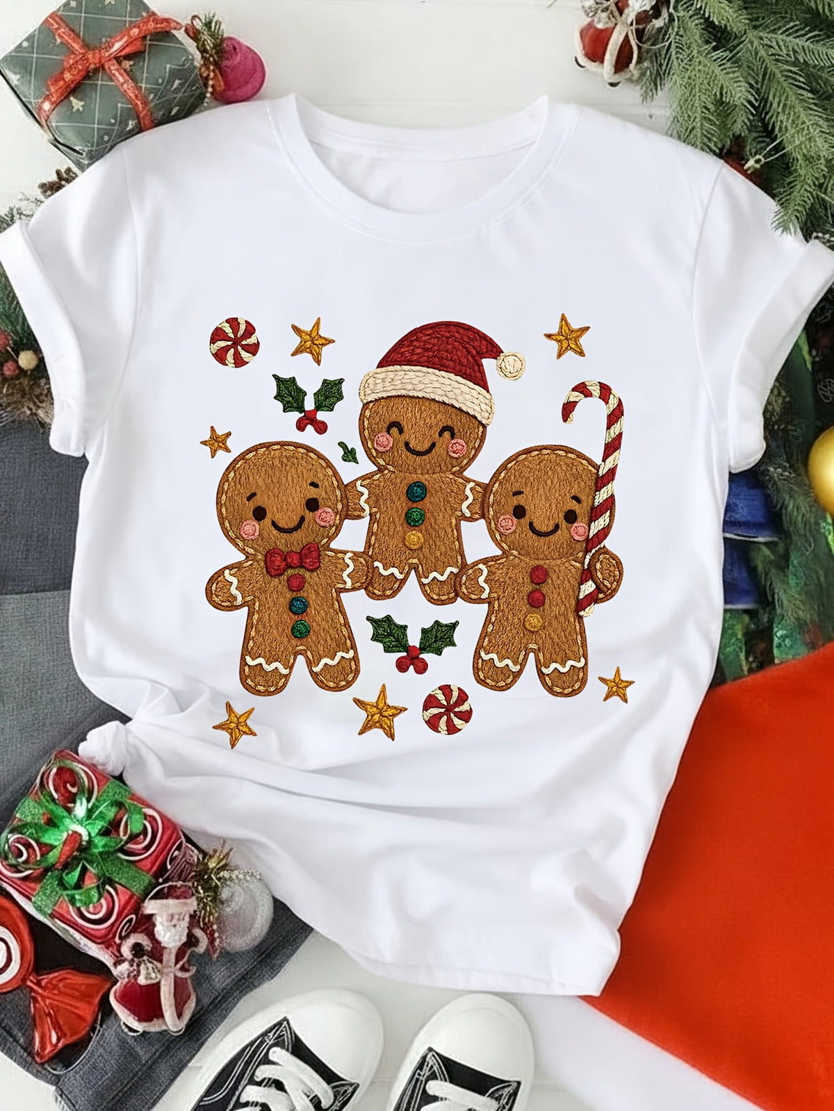 Women Christmas Graphic Print T-shirt, Short Sleeve Crew Neck Casual Top for Summer & Spring, Women's Clothing， Xmas Holiday Top
