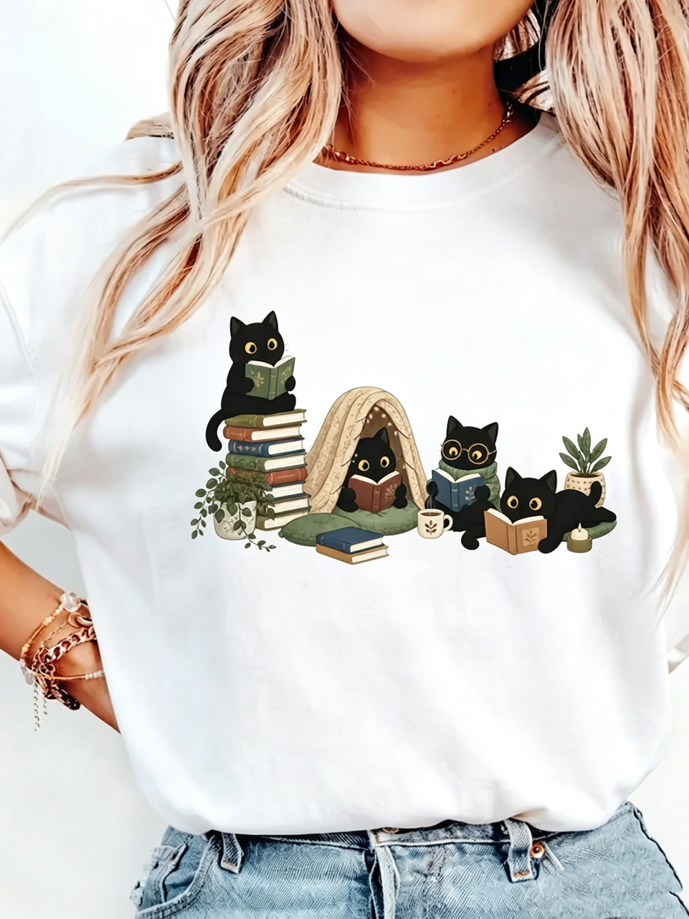 Black Cat Reading Shirt, Book Lover Cat Tee, Cat Mom Shirt