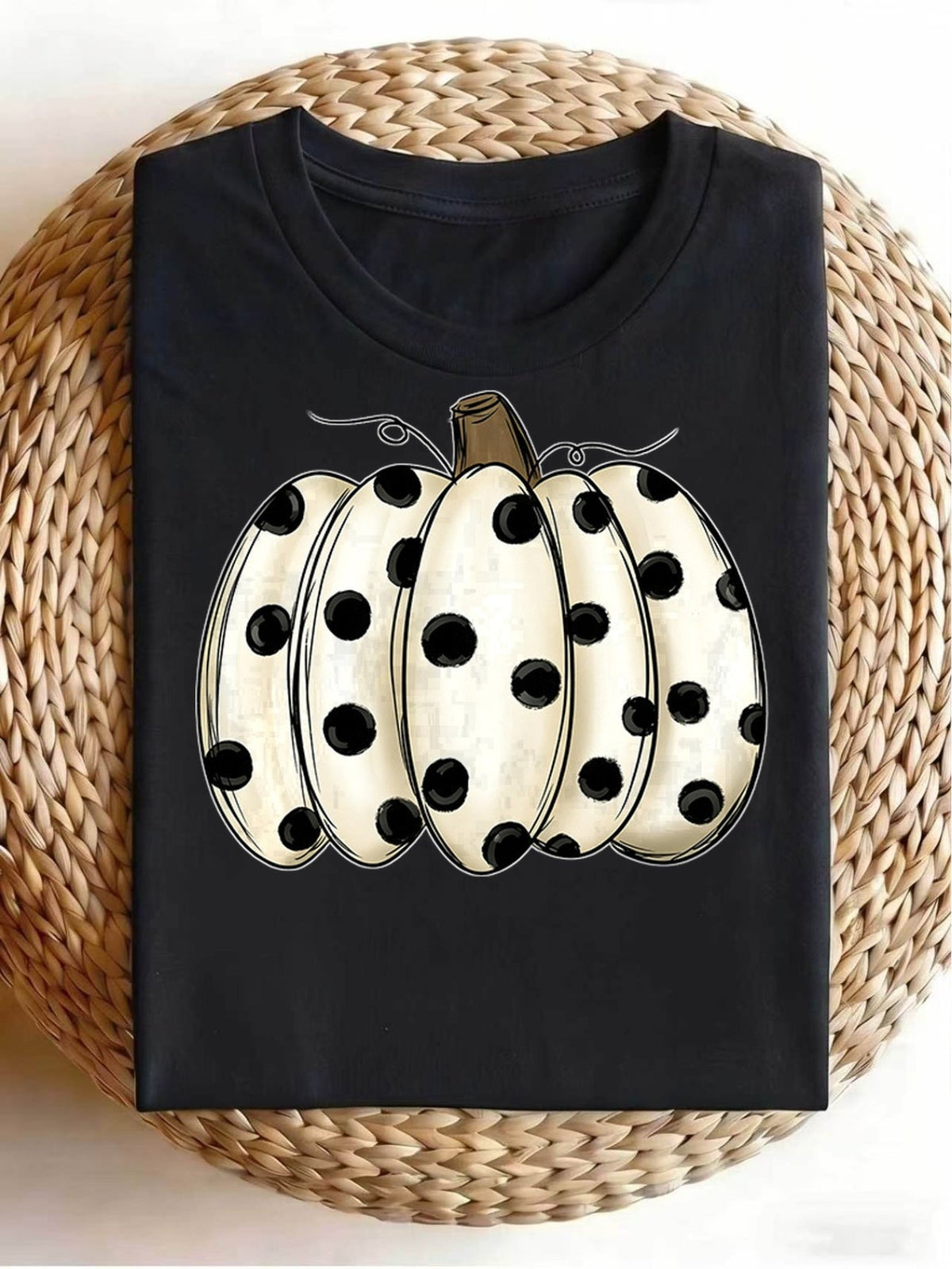 Cute Polka‑Dot White Pumpkin Fall Graphic Casual Crewneck T‑Shirt Autumn Harvest Top For Women