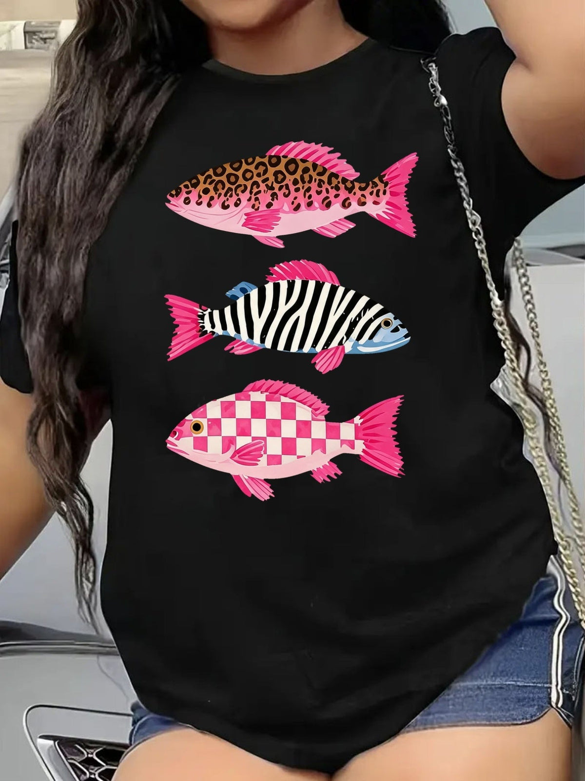 Fun Animal Pattern Graphic T‑Shirt, Three Stylish Fish With Leopard Zebra Checkered Print Women Casual Short Sleeve Tee